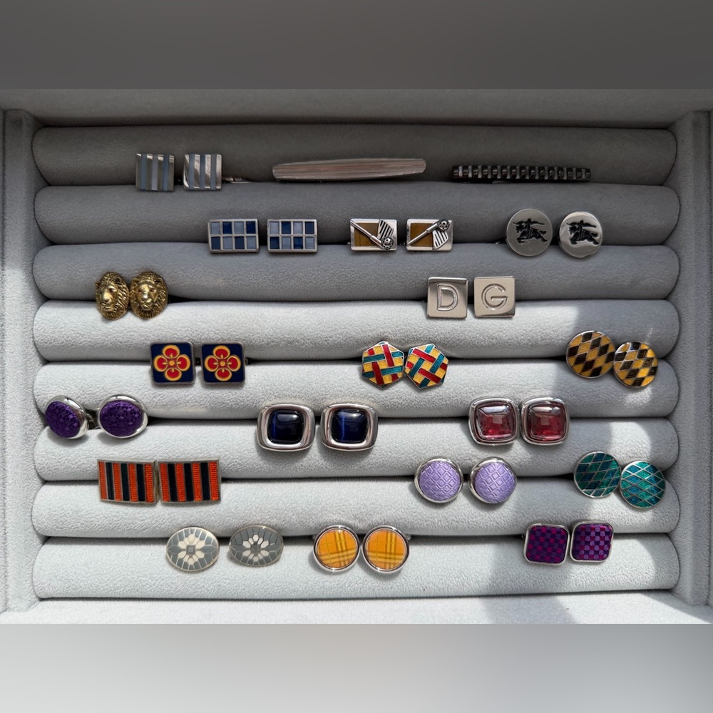 Elegant Cufflinks Set